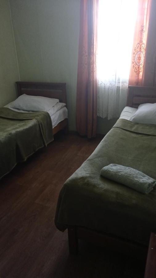 Guesthouse Omalo ภายนอก รูปภาพ
