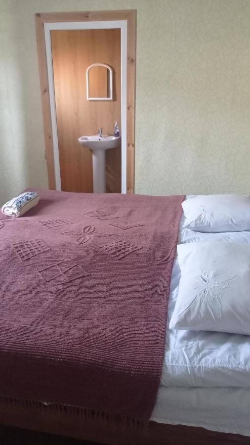 Guesthouse Omalo ภายนอก รูปภาพ